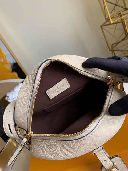 LOUIS VUITTON BOITE CHAPEAU SOUPLE MM BAG